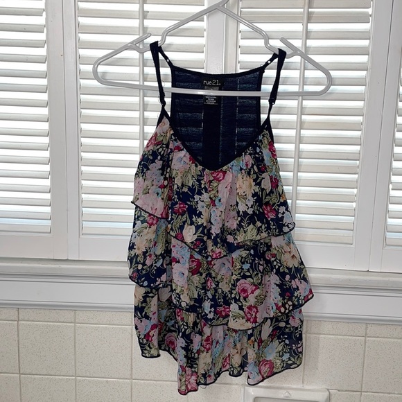 Rue 21 floral ruffle tank with solid blue back - Picture 1 of 3